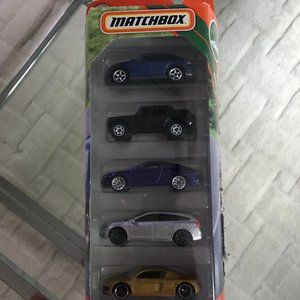 Match Box Cars 2019 Auto Bahn Express